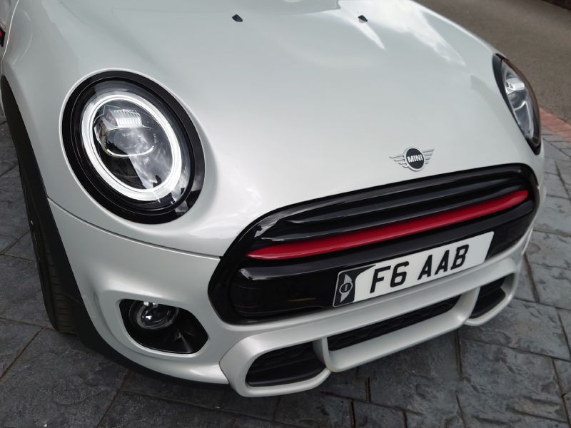 Mobile car de-chrome / chrome delete service in Exeter