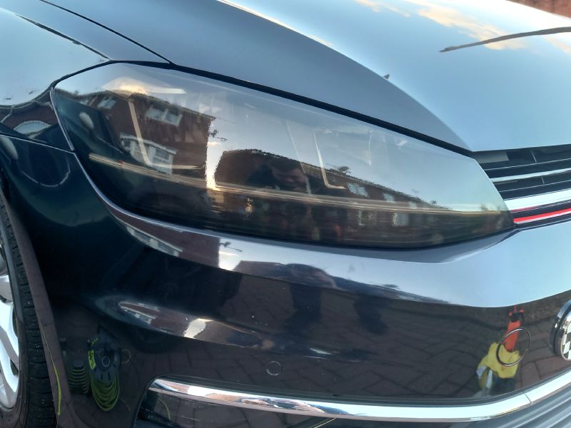 Mobile car light tinting service in Exeter